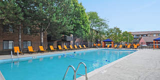 Fifteen98 Naperville Gallery 1