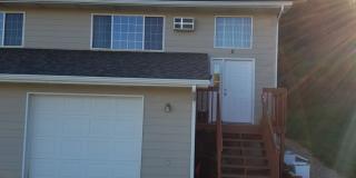2 BED | 2 BATH | TOWNHOME | WEST Gallery 1