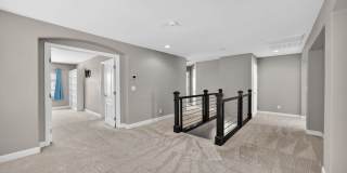 Beautifully upgraded 5-bedroom home with a pool! Gallery 33