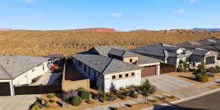 4 Bedroom Home with Gorgeous Views Gallery 47