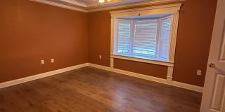 109 East North Street Gallery 10