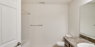 Times Square Apartments Gallery 20