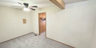 short term lease available Gallery 17