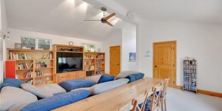 9720 Baden Gallery 38