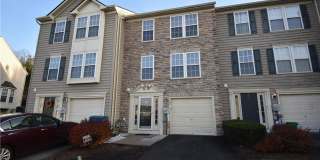 150 Knollwood Drive Gallery 1