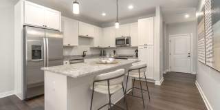 Woodview Commons Gallery 37