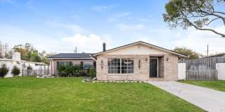 2430 Meadow Lane Gallery 1