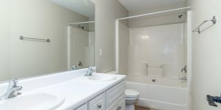 456 Northrop Place Gallery 8
