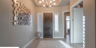 Stunning 2 Bedroom Fully Furnished Home. Community Pool & Mini Golf! Gallery 19