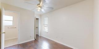 915 Bougainvillea Street Gallery 16