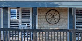 Fredericksburg Place Gallery 9