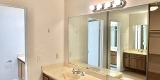 AVAILABLE NOW: BIG College Area Townhome 4bd/2.5ba HUGE garage, AC, pool, W/D Gallery 32
