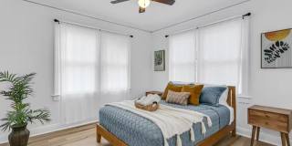 Furnished 2-Bedroom Corner Lot Home in Old Seminole Heights! Gallery 8