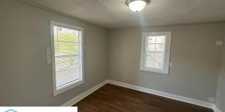 1596 Barton Street Gallery 9