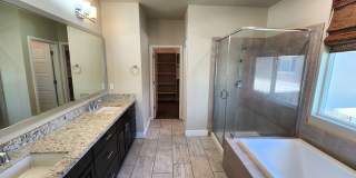 Updated North Natomas 5bd/3ba Home with 2 Car Garage Updated North Natomas 5bd/3ba Home with 2 Car Garage Gallery 28
