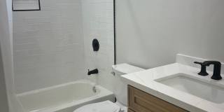 Brand New Detached 3 Bed/2 Bath Home-Central AC +In-Unit Laundry-Riverside Gallery 13