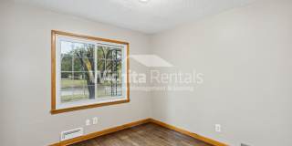 3 BD/1 BA home near Friends University! Gallery 11