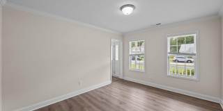 203 Macdonald Boulevard Gallery 6