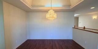 Beautiful Lakefront Home in the Vineyard! 55+ community Gallery 6