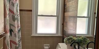 Brick 4 Bedrooms house is South Euclid With 2 Cars Detached Garage for Rent Gallery 25