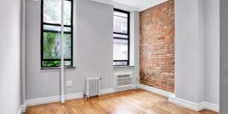 273 E 10th St Gallery 4