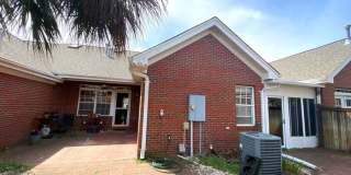 829 Ruffin Street Gallery 29