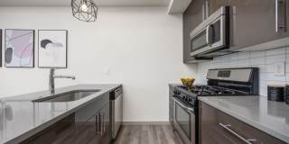 2 Bed 2 Bath Condo With Mountain Views In Recently Developed Steel Yards Neighborhood. Gallery 4