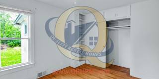 Available Now! 2 beds with Garage! Gallery 11