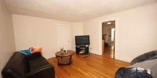 Nice 3 bed in Waltham Gallery 10