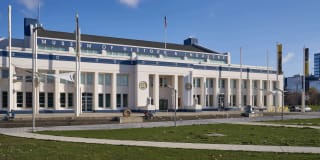 Mark on 8th Gallery 28