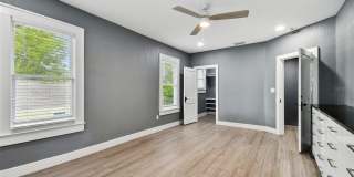 6810 N NAVIN AVENUE Gallery 32