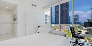 50 S Pointe Dr Gallery 1