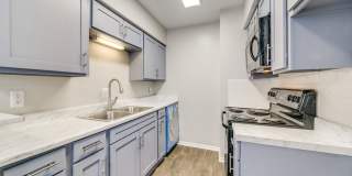 Oaks at Medical Center Gallery 40