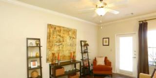 337 E Yager Ln Gallery 1
