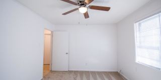 203 Schuerenberg Street Gallery 8