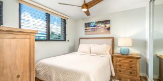 Ocean View 2/2 Fully Furnished + Newly Renovated Condo! Gallery 43