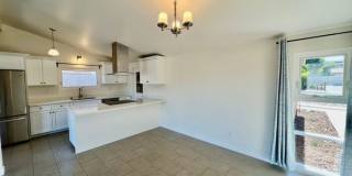 2450 Bartel Street Gallery 4