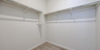 14090 W OLD OAK Lane Gallery 35
