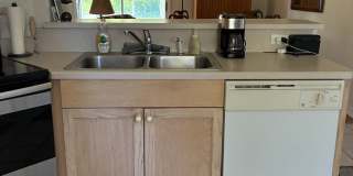 Discover this well-located 3-bedroom, 2-bath home in Palm Coast! Gallery 9