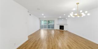 5315 Yarmouth Avenue Gallery 1