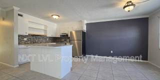 6777 Winkler Rd Gallery 4