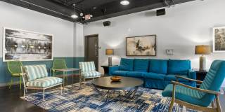 Main + Stone Gallery 44