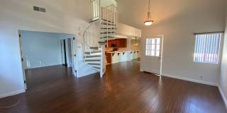 Amazing condo located in desirable Aliso Viejo! Gallery 1