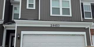 24453 W Kroll Drive Gallery 1