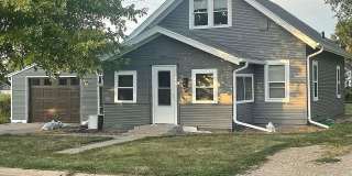 3 Bedroom 1 Bathroom with Garage Gallery 1