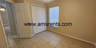 Spacious 3-bedroom 2 baths in Poinciana Gallery 39