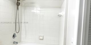 1020 Villa Ln Gallery 15