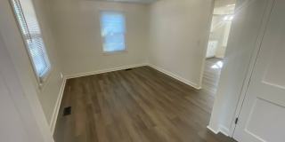 Renovated 2 Bedroom Home for Rent in Kingsport TN | Modern Kitchen Gallery 10