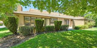 Spacious Two Bedroom Two Bathroom Condo in Citrus Heights Gallery 1