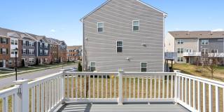 9715 SUMMERTON Drive Gallery 17